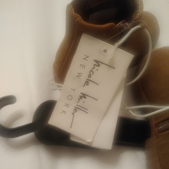 Nicole MillerFaux Suede Ankle Bootie (Toddler) - Picture 3 of 5